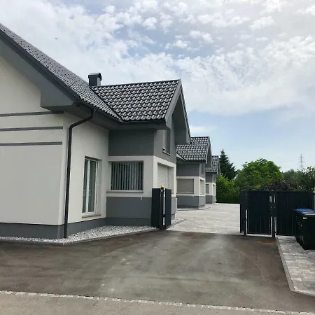 شقة Apartmaji Dolgi Most *