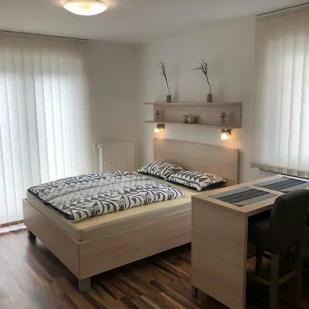 Apartmaji Dolgi Most Apartamento *